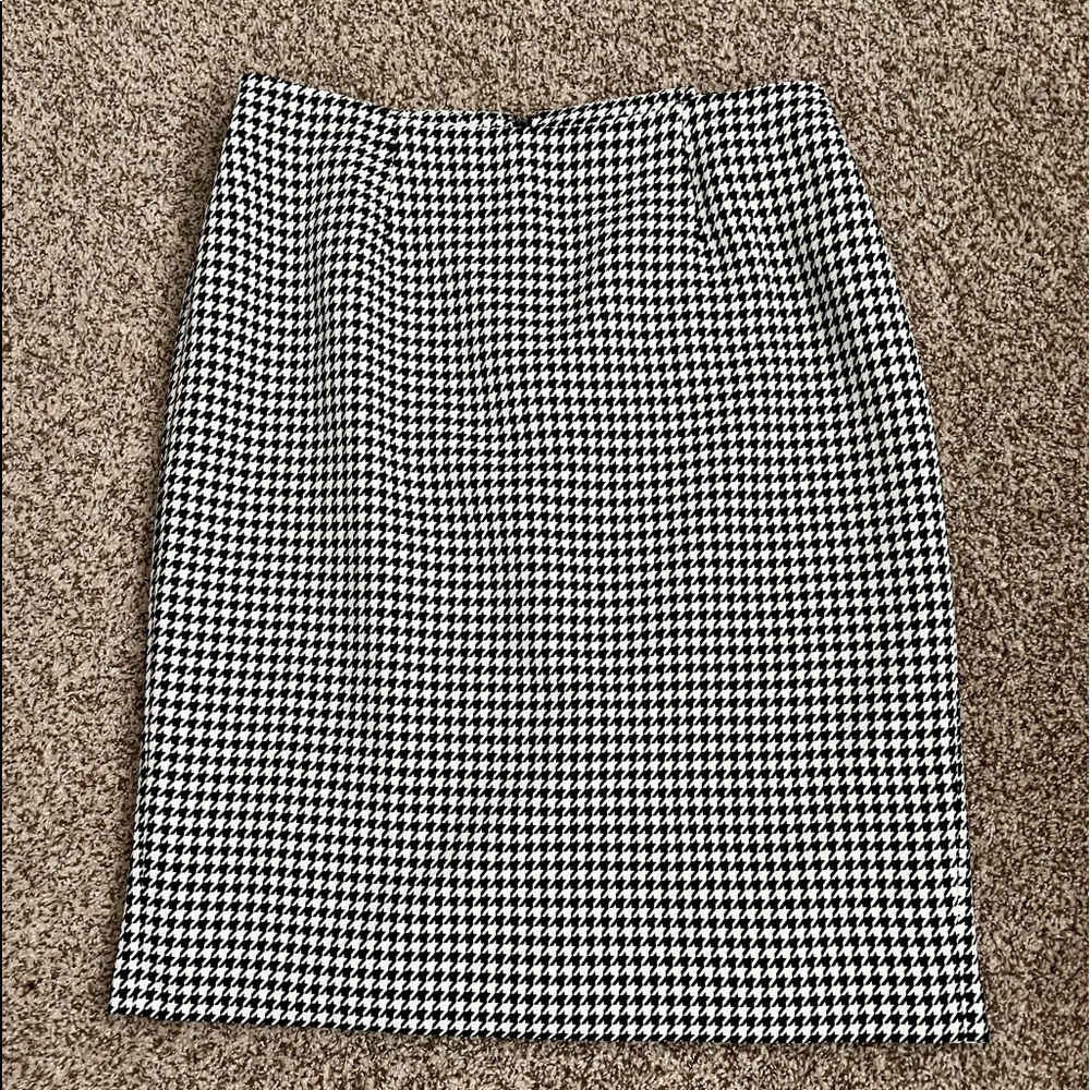 Womens houndstooth pencil skirt